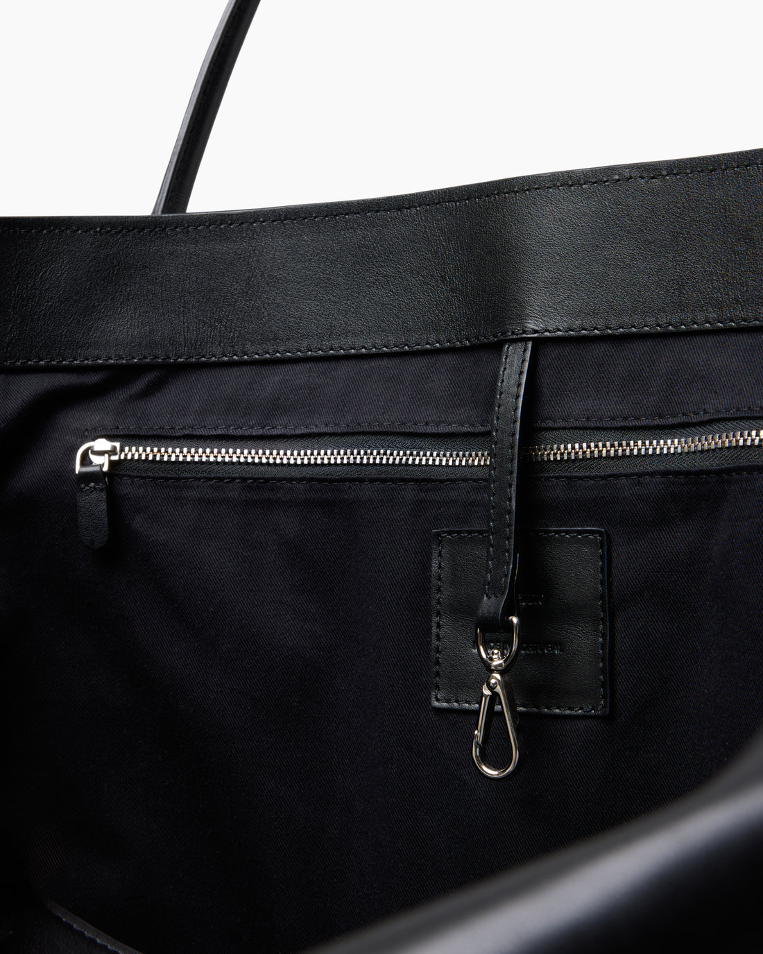 The Eva Weekend Tote